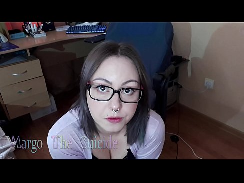 ❤️ Көз айнек тагынган сексуалдуу кыз Дилдону камерага терең соруп ️ Супер порно боюнча порно ky.villagesexvideos.ru ❌️❤